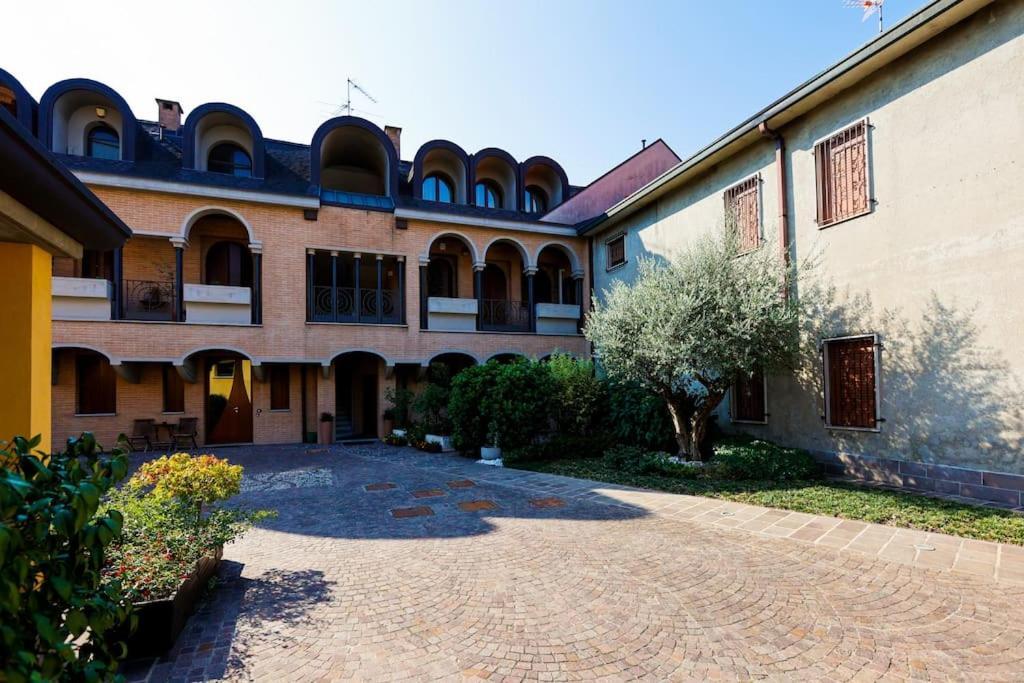 Prestigioso Appartamento Di 70Mq Vicino Milano Legnano Buitenkant foto
