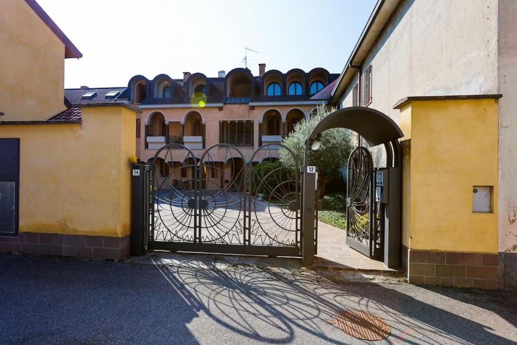 Prestigioso Appartamento Di 70Mq Vicino Milano Legnano Buitenkant foto
